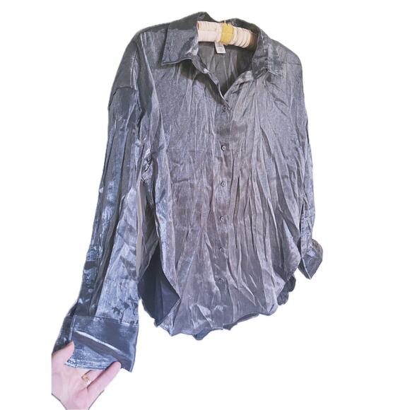 H&M Silver Metallic Button-Up Blouse Small NYE - Picture 11 of 12